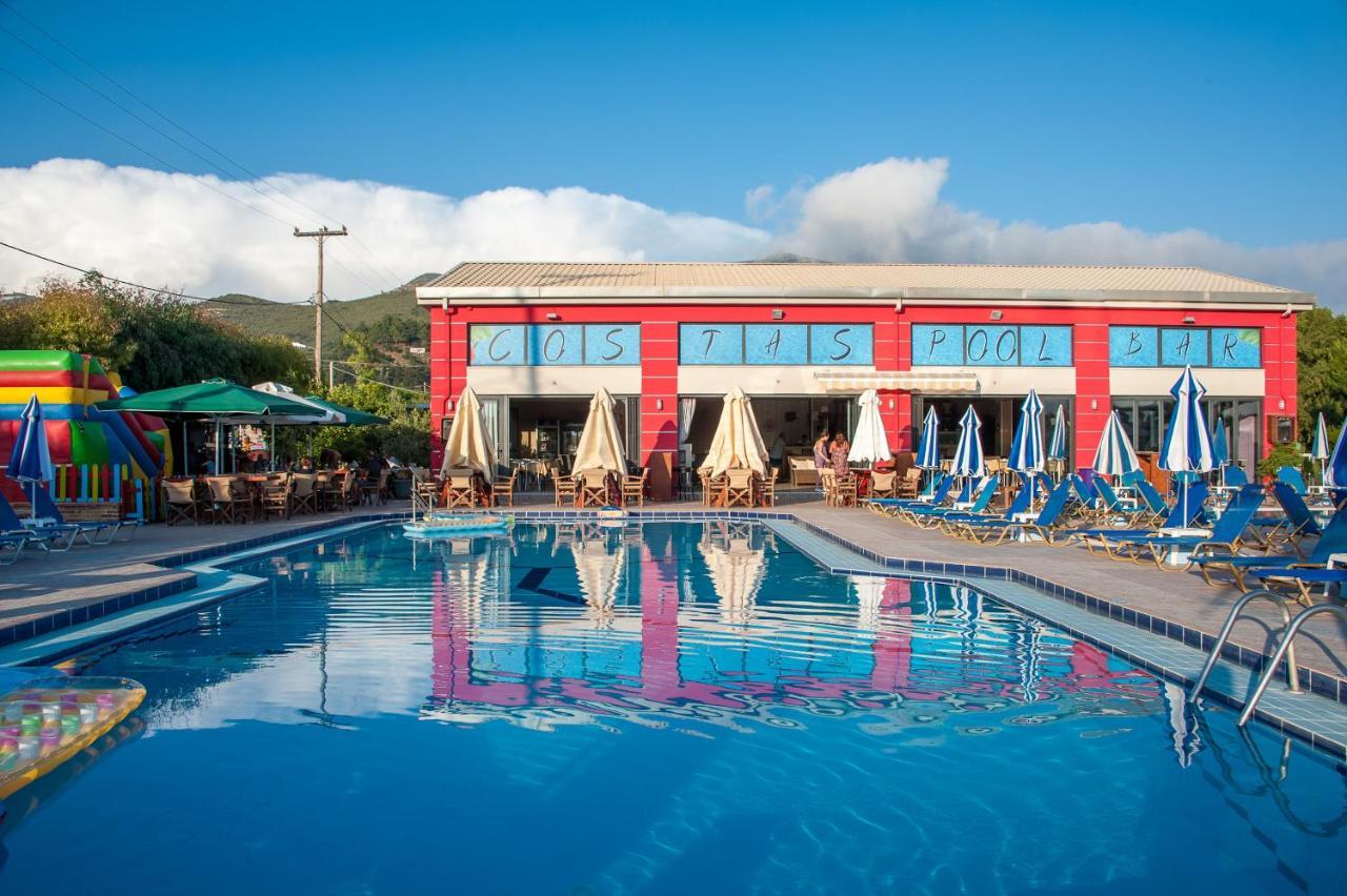 Costas Hotel Kalamákion Екстериор снимка