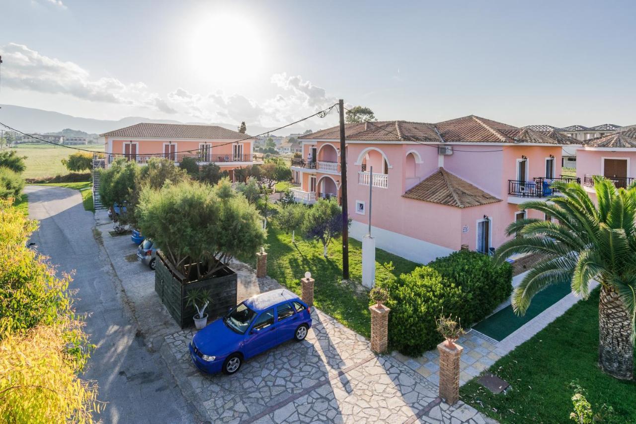 Costas Hotel Kalamákion Екстериор снимка