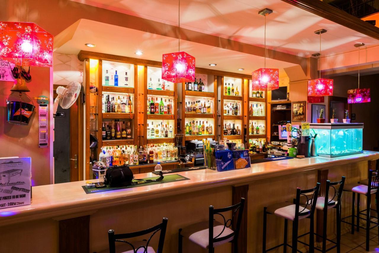 Costas Hotel Kalamákion Екстериор снимка